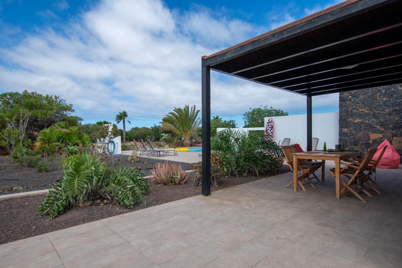 Wind Wave 28B - Heated & Shared Pool Villa La Oliva Bagian luar foto