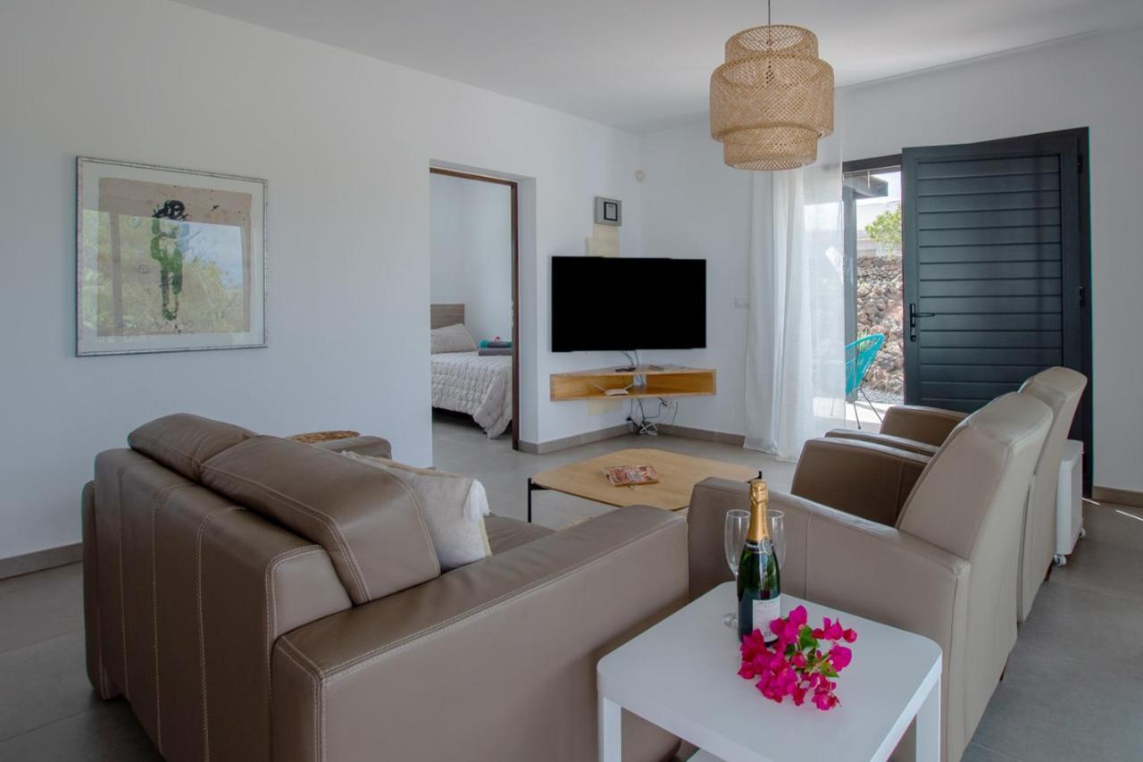 Wind Wave 28B - Heated & Shared Pool Villa La Oliva Bagian luar foto