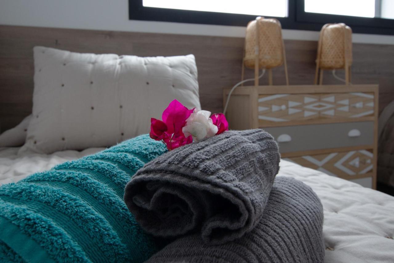 Wind Wave 28B - Heated & Shared Pool Villa La Oliva Bagian luar foto