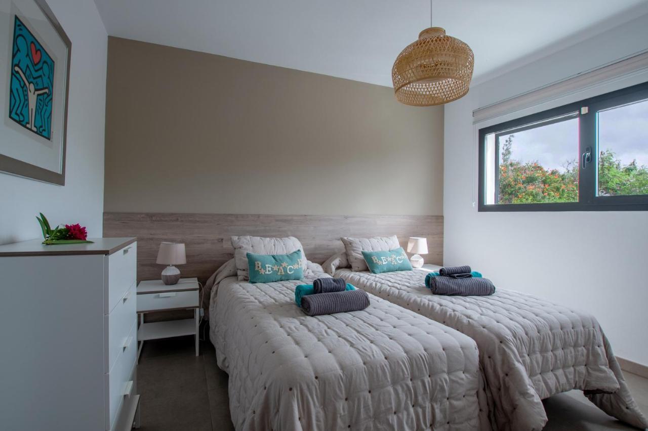 Wind Wave 28B - Heated & Shared Pool Villa La Oliva Bagian luar foto